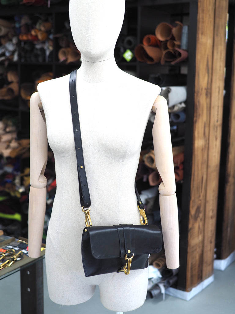 バッグ buckle design leather hand bag Designer Leather Envelope Bag - Locally Handmade Black